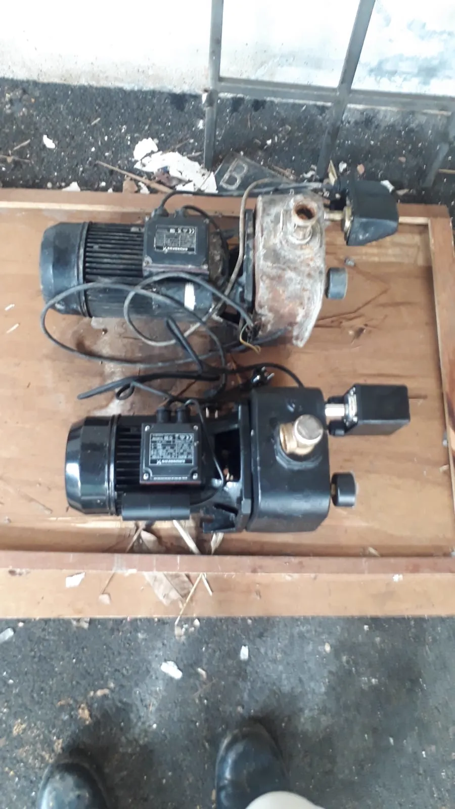 Servis dan penggantian pompa air Grundfos di Bandung